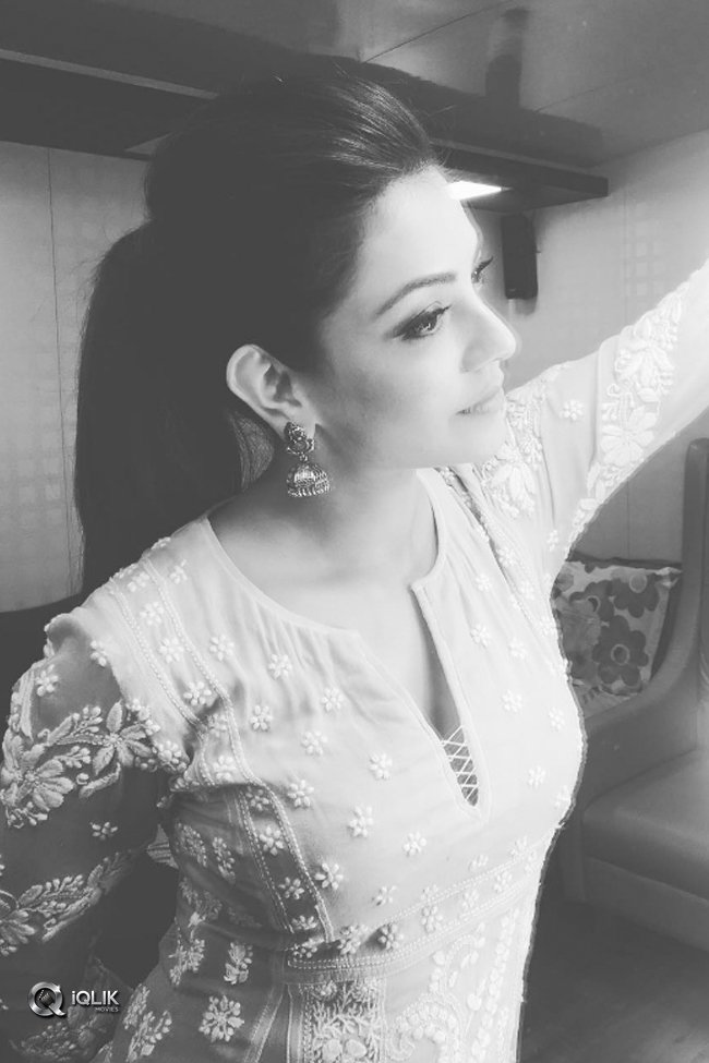 Kajal-Agarwal